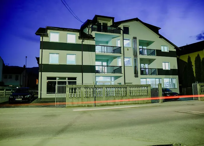 Deluxe Apartments